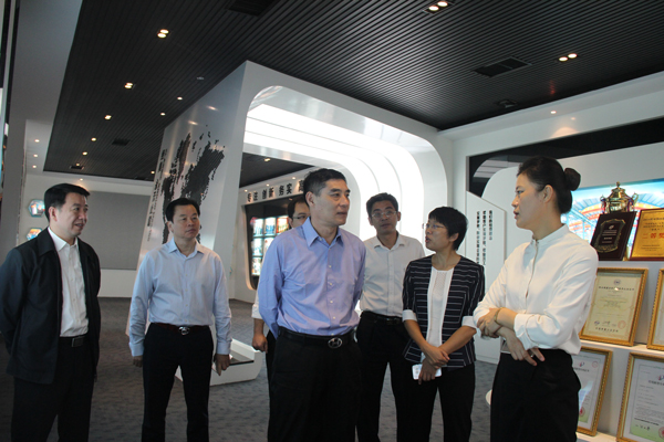 1507807760331832.jpg 1504347474254616.jpg